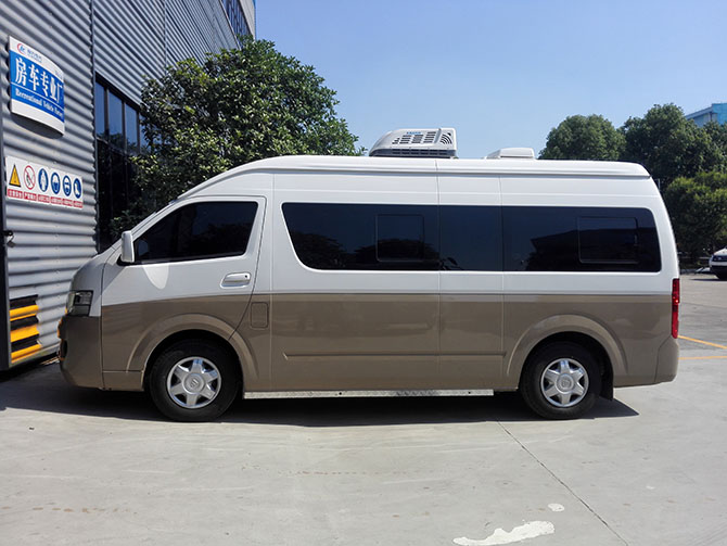福田風(fēng)景G9房車(chē)多方位展示圖4