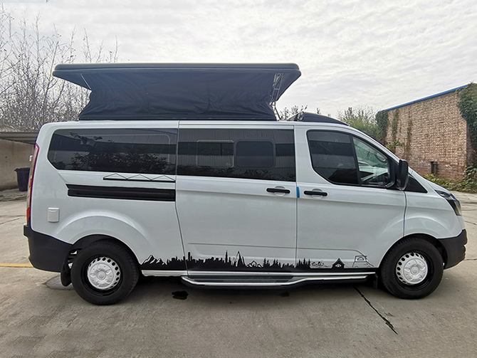 福特新全順升頂房車多方位展示圖3